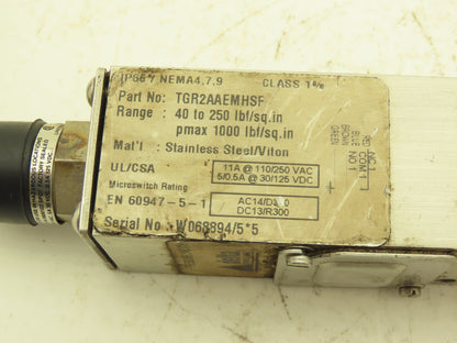 Delta Controls TGR2AAEMHSF Stainless Pressure Switch 40-250 Lbf/sq/in 110/250VAC
