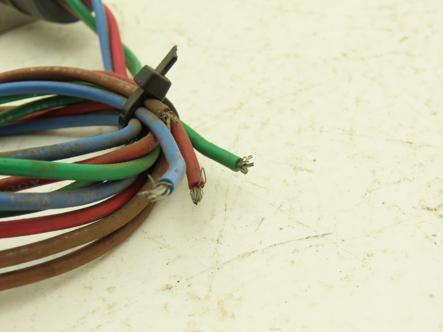 Delta Controls TGR2AAEMHSF Stainless Pressure Switch 40-250 Lbf/sq/in 110/250VAC