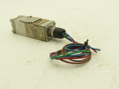 Delta Controls TGR2AAEMHSF Stainless Pressure Switch 40-250 Lbf/sq/in 110/250VAC