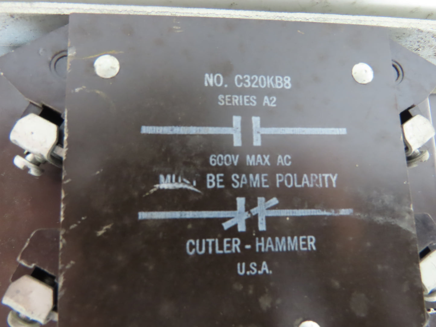 Cutler Hammer A10FN0 Size 4 Motor Starter Contactor 100Hp 600V 3PH 120V Coil