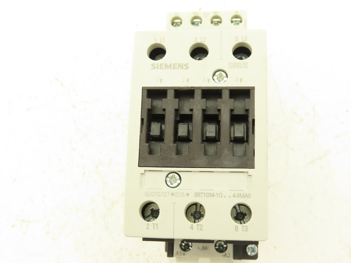 Siemens 3RT1034-1Q Contactor Motor Starter 50A 690VAC 24VDC Coil