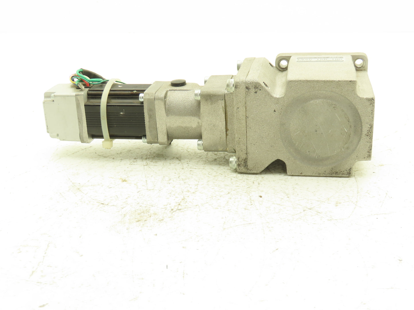 Nidec-Shimpo EVSC-15B-100  1:15 Ratio Gear Reducer W/ M-Z1-IAA100-TA Servo Motor