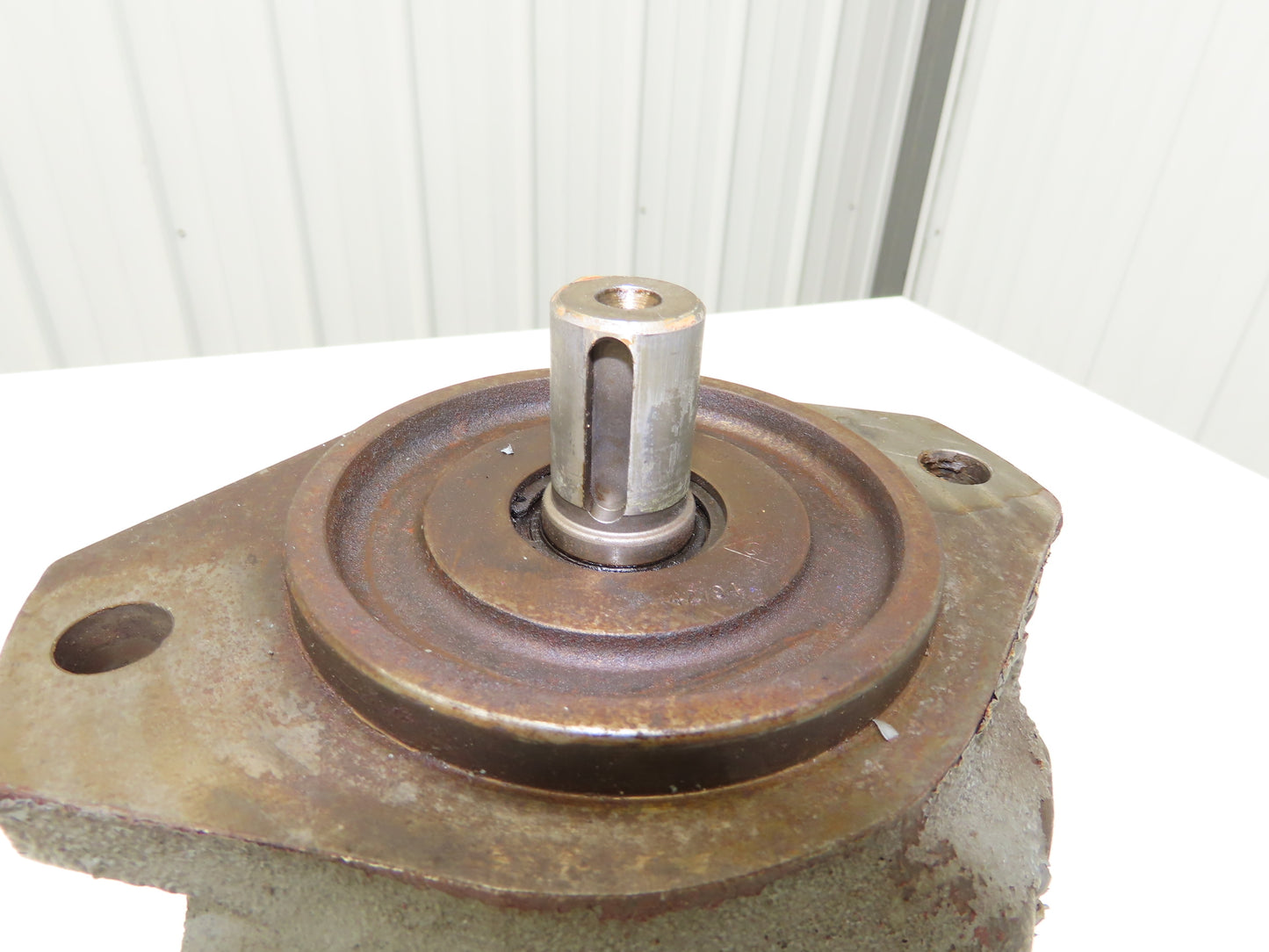 Rexroth AA10VS028DFR/30R-PKC62K01 Hydraulic Axial Piston Pump 1800 RPM Vol 28cc