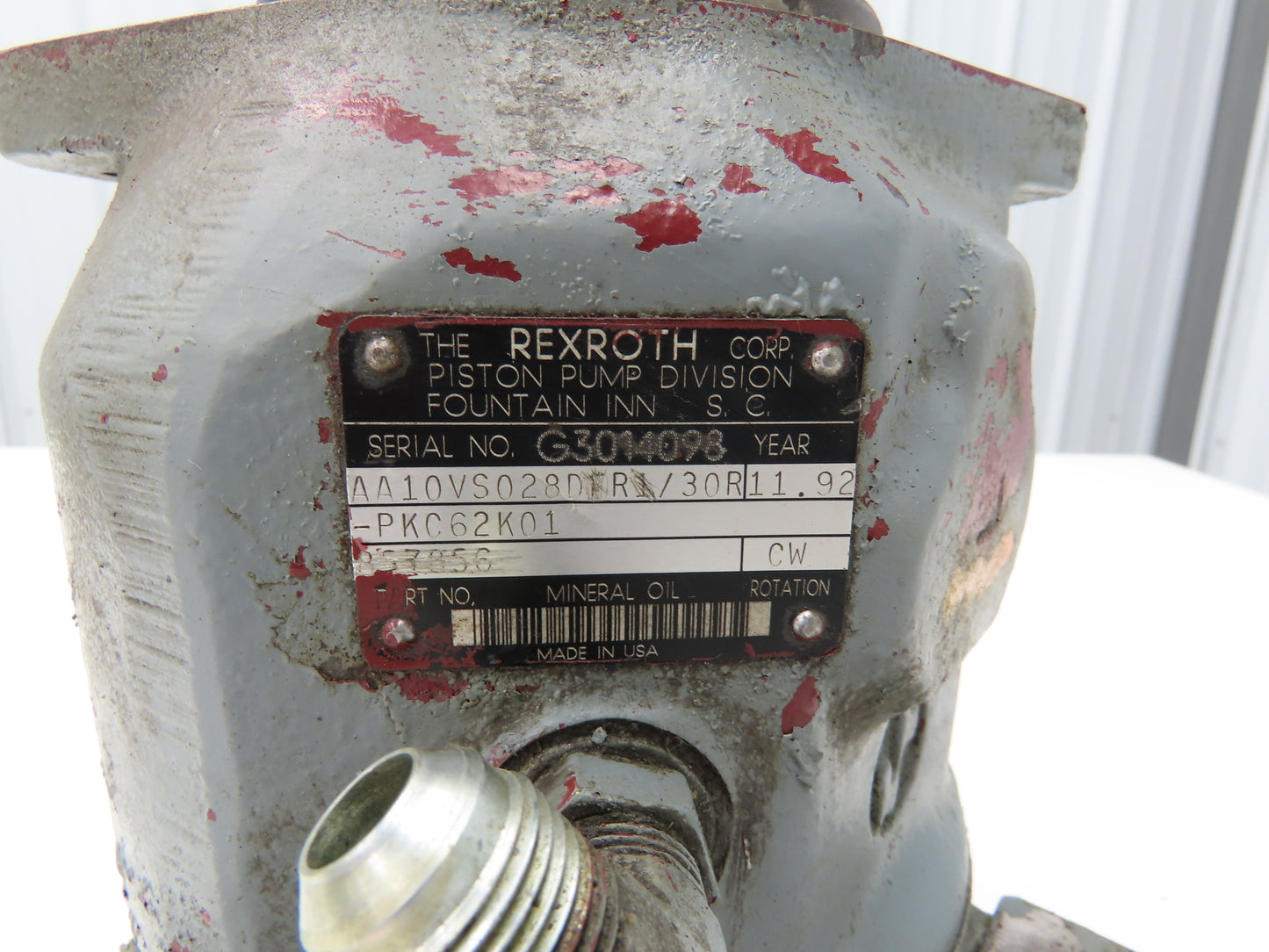 Rexroth AA10VS028DFR1/30R-PKC62K01 Hydraulic Axial Piston Pump 1800 RPM Vol 28cc