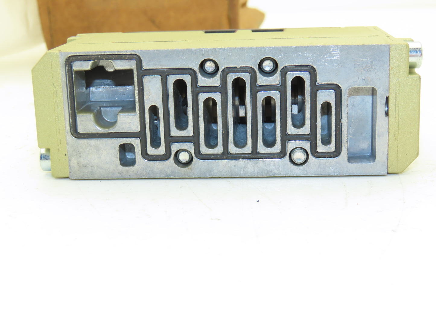 Ross Controls W6556A2411 Pneumatic Directional Valve 5/2 Single Pilot Spring Ret