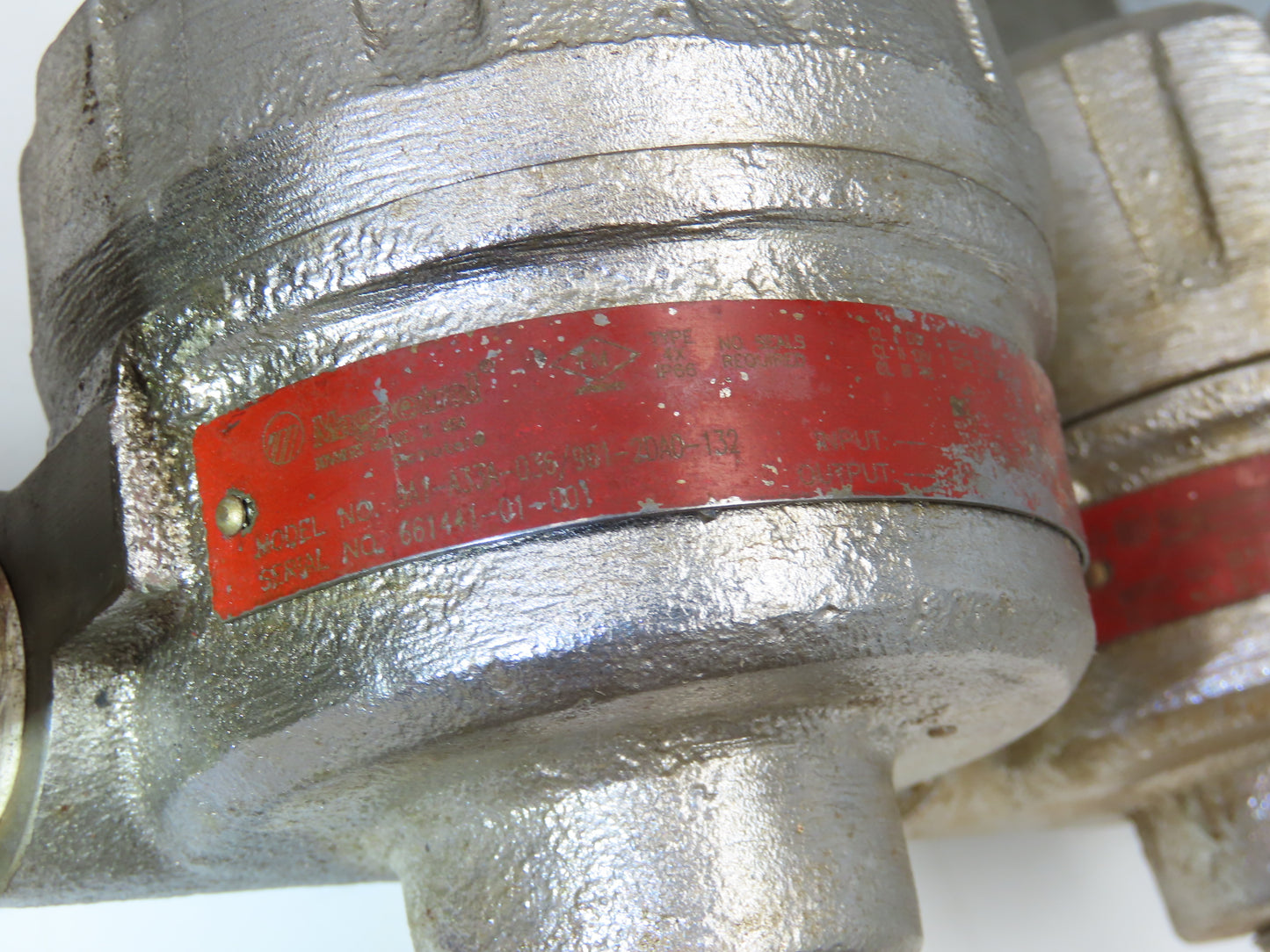 Magnetrol 9A1-A33A-036/961-2DA0-132 Level Controller 1-1/2" Flange 36" Probe