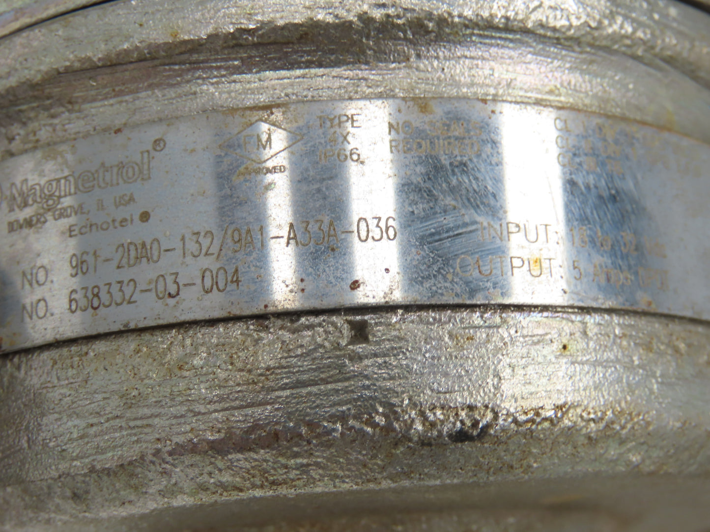 Magnetrol 9A1-A33A-036/961-2DA0-132 Level Controller 1-1/2" Flange 36" Probe