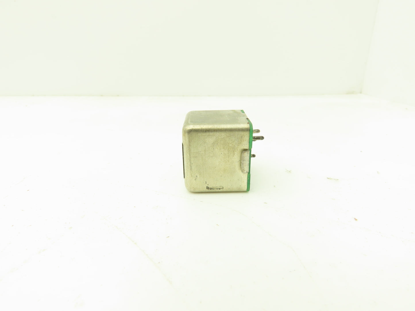 Cutler Hammer 5870A-6501 Isolated Triac Switch Relay Series A1