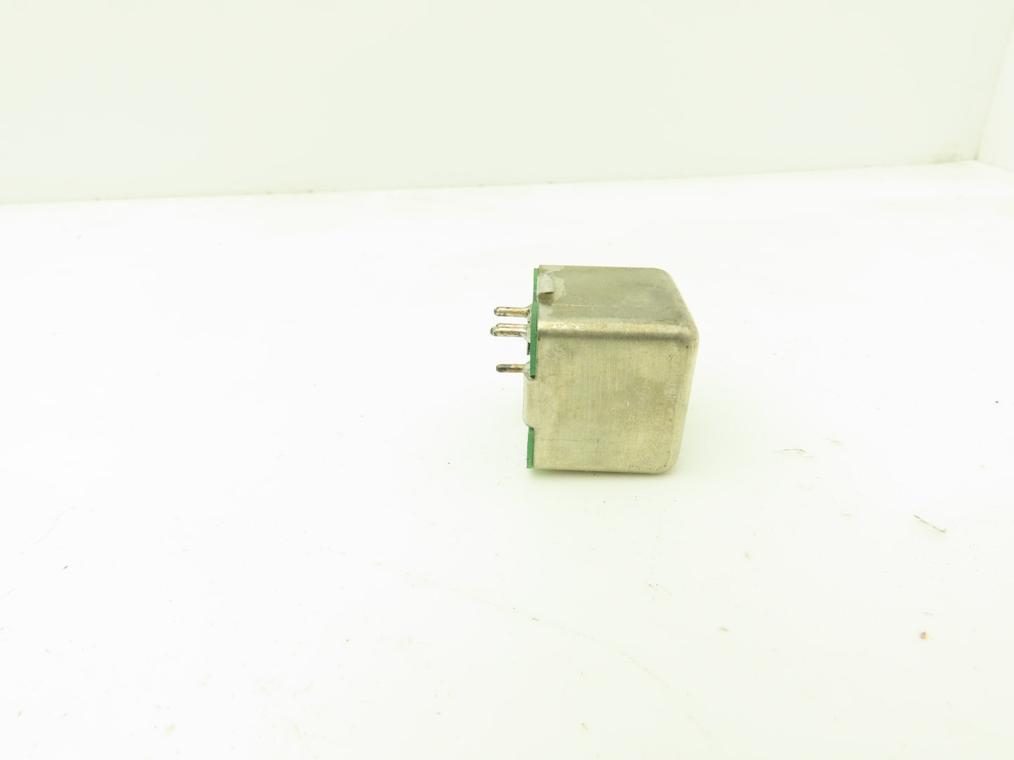 Cutler Hammer 5870A-6501 Isolated Triac Switch Relay Series A1