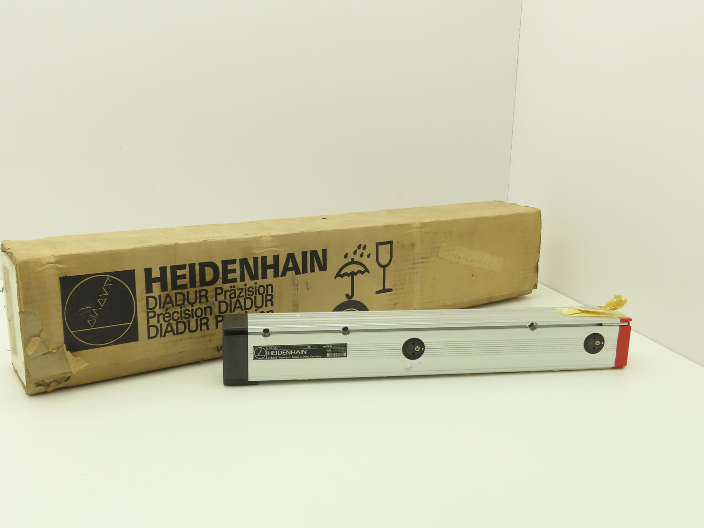 Heidenhain 232 724 01 Linear Encoder Housing Only 320mm