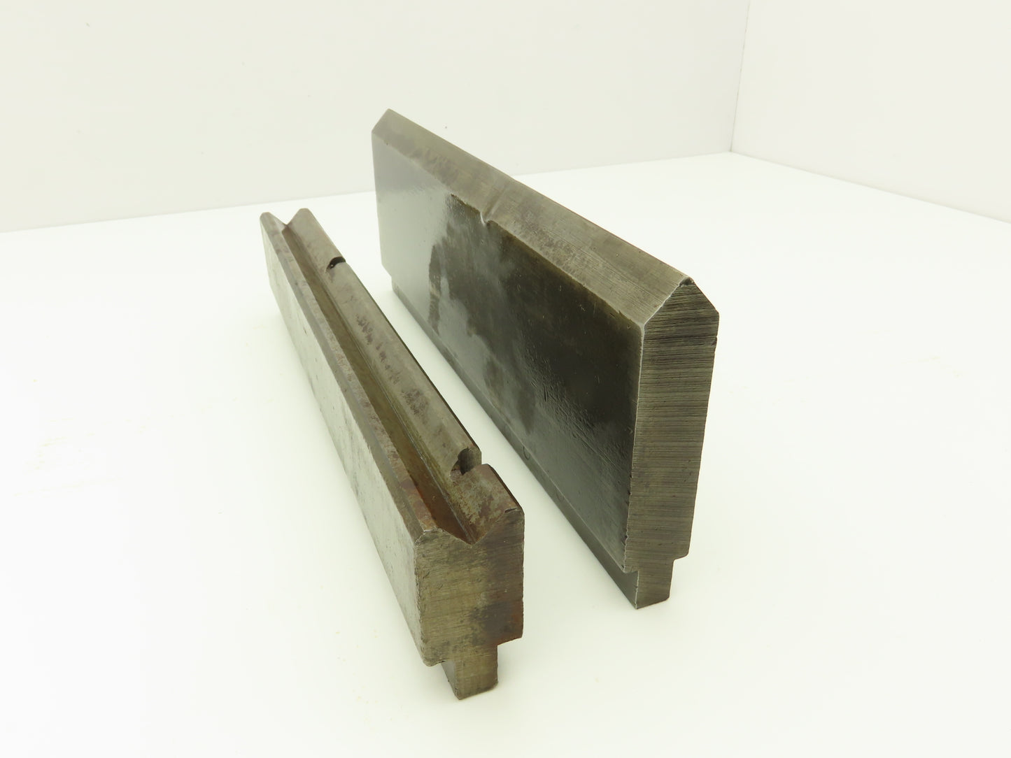 Press Brake Straight Punch & Die 11-14/16" Long 90° 5/8" V Set