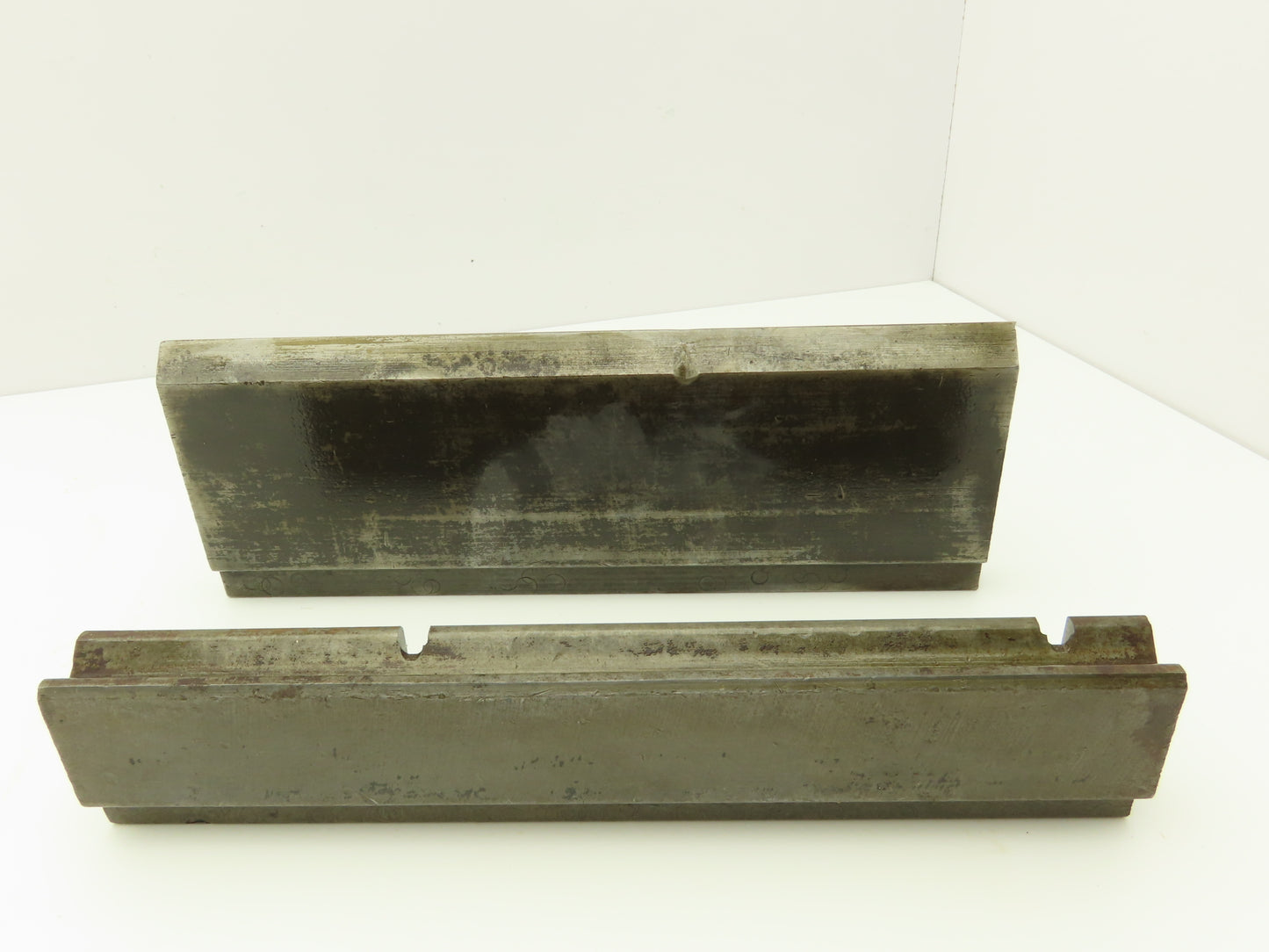 Press Brake Straight Punch & Die 11-14/16" Long 90° 5/8" V Set