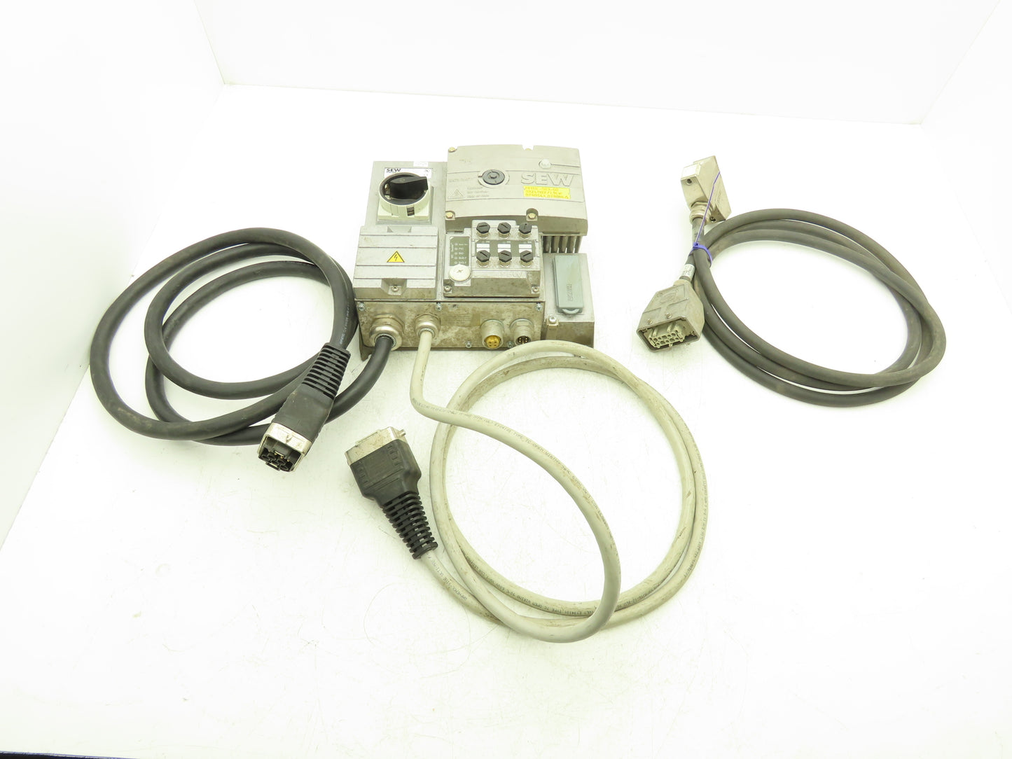Sew Eurodrive MFD32A/MM11C/Z38G0/AFG Movimot VFD Drive Field Distributor 1.1kw