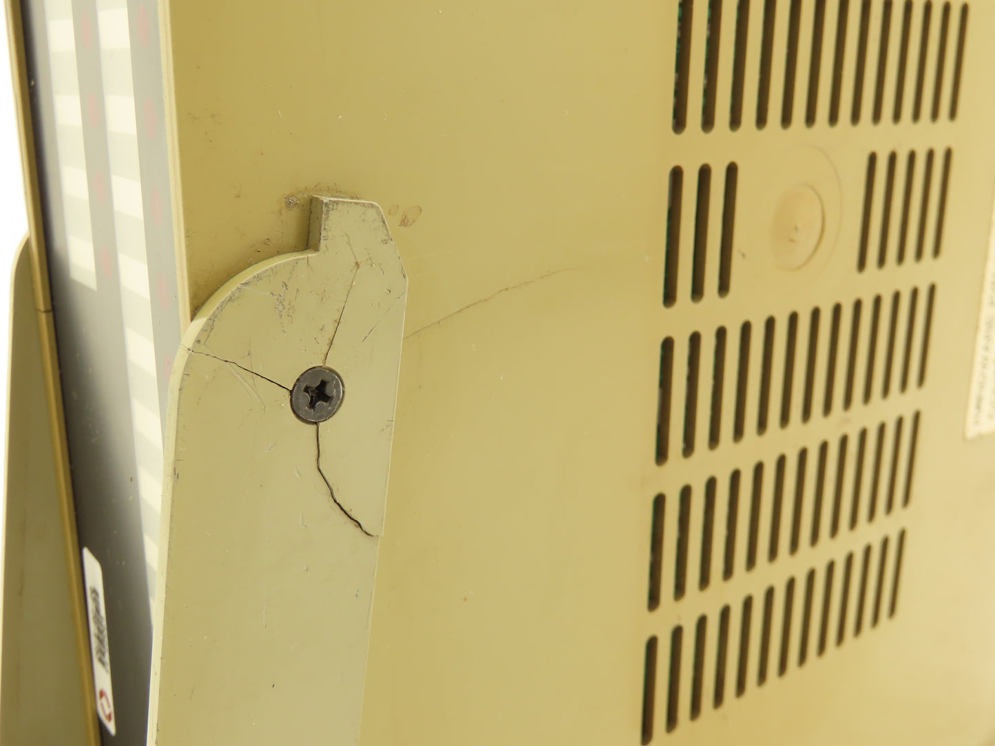 Barber Coleman 80CB-11001-001-0-00 Maco 8000 Sequence Module 120VAC Small Crack