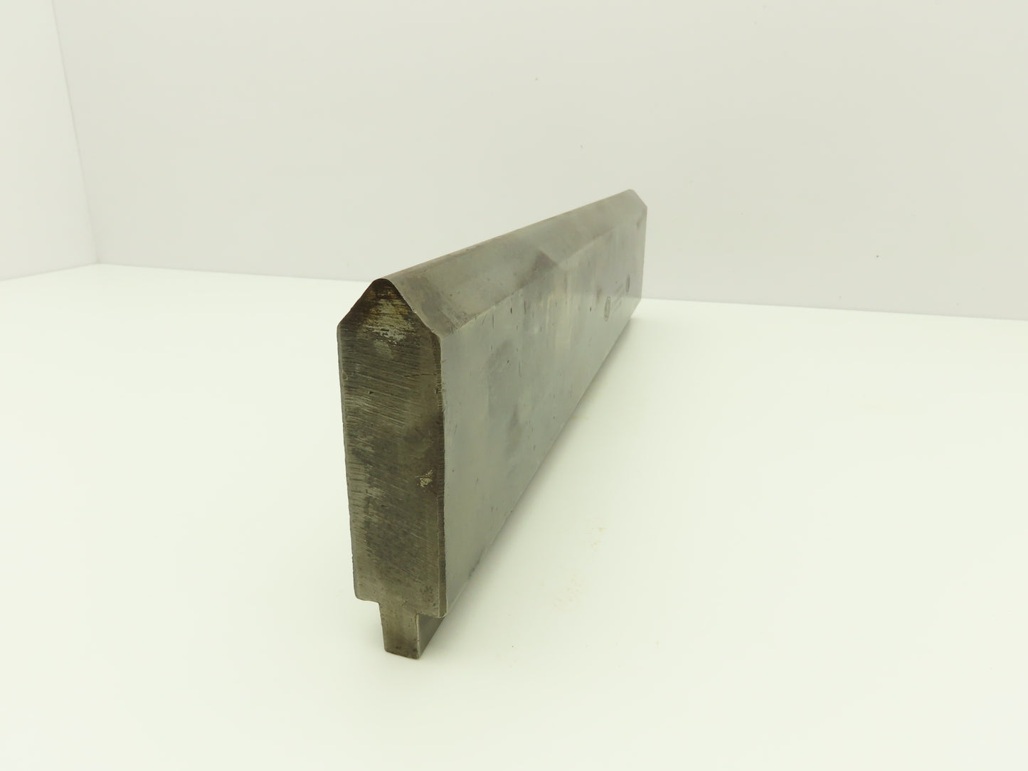 Chicago Press Brake Straight Punch Die 18-1/4" Long 90° With 1/2 x 5/8" Shank