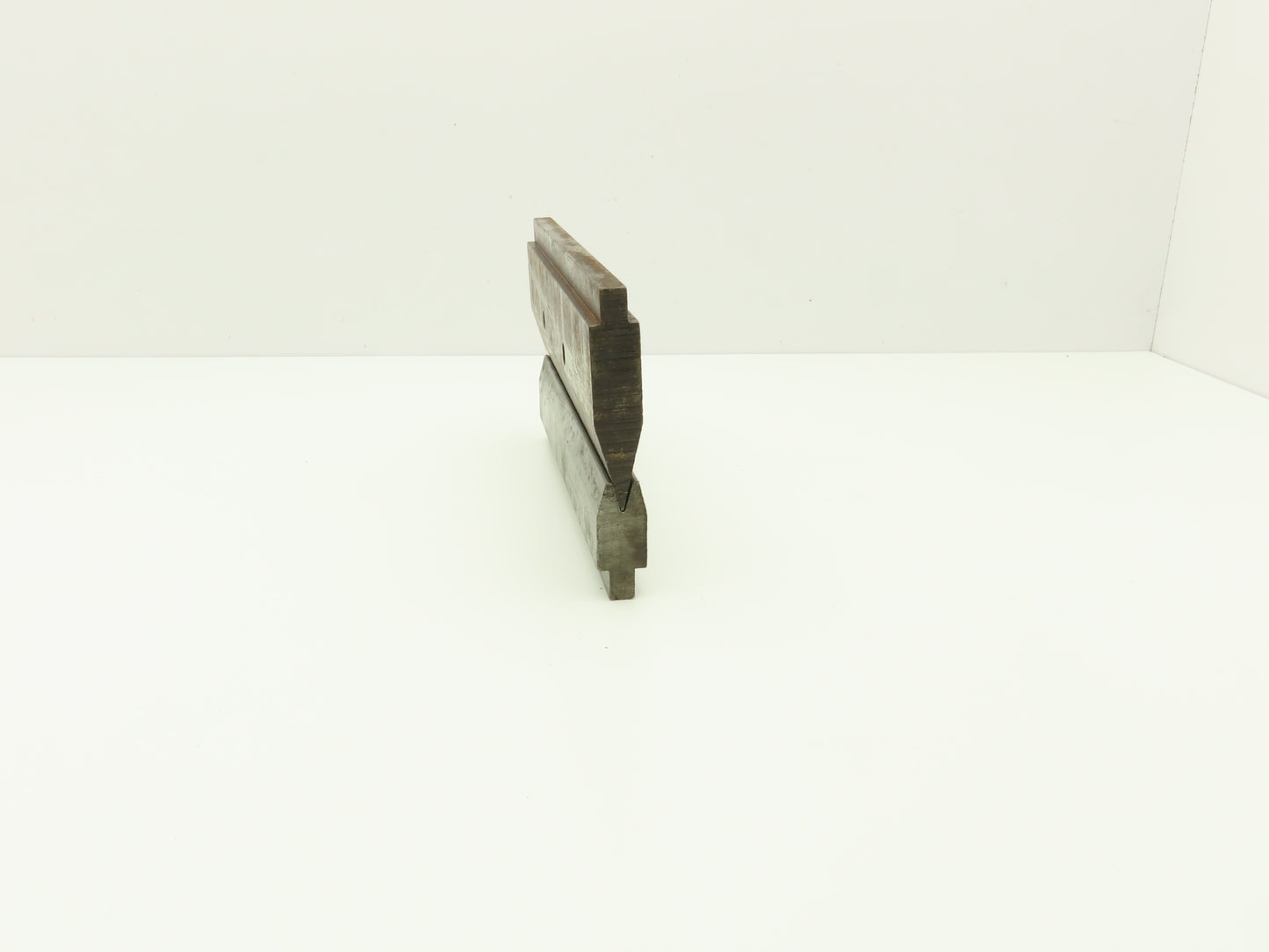 Press Brake Punch Die 10.5" Long 30° Acute V With 1/2 x 5/8" Shank Set