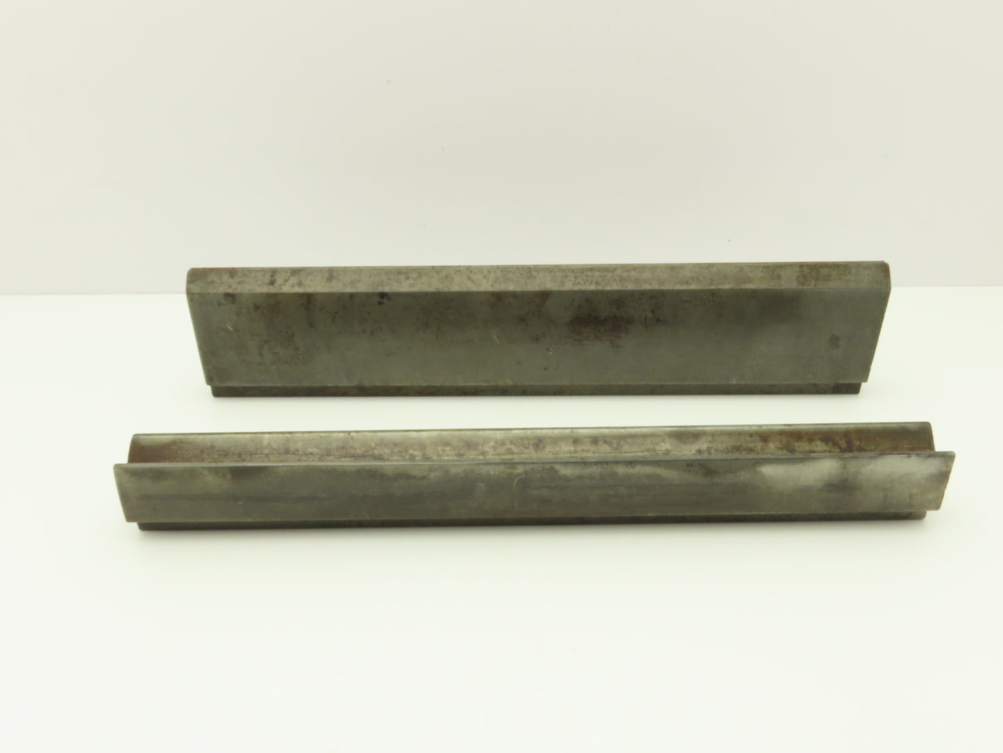 Press Brake Straight Punch & Die 19-3/4" Long 90° 5/8" x 1/2" V Set