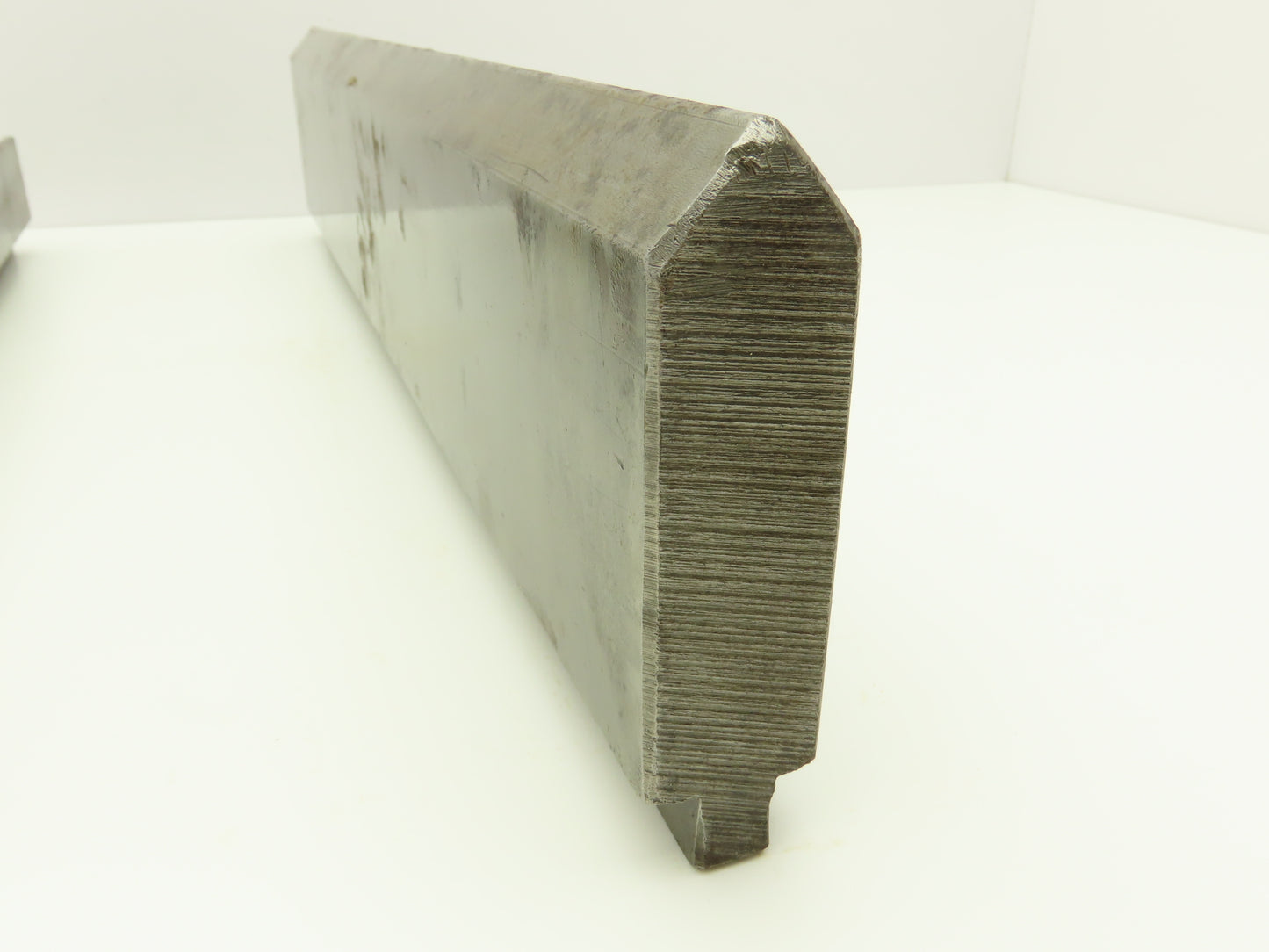 Press Brake Straight Punch & Die 19-3/4" Long 90° 5/8" x 1/2" V Set