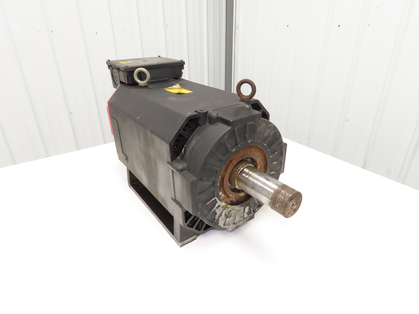 Fanuc A06B-1453-B200 AC Spindle Motor 29.5Hp 6000rpm 131-220v 3ph