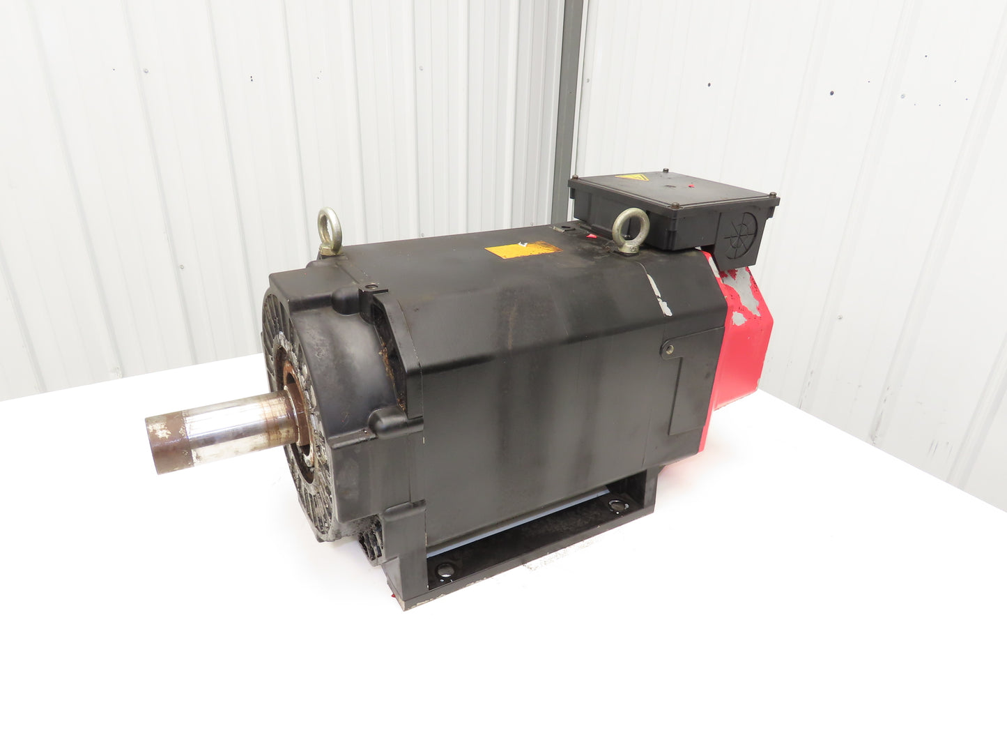 Fanuc A06B-1453-B200 AC Spindle Motor 29.5Hp 6000rpm 131-220v 3ph