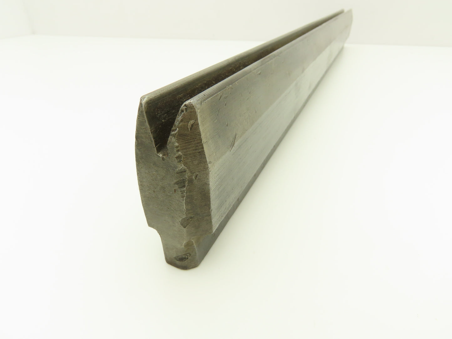 Press Brake Straight Die 20" Long 30° V With 1/2 x 5/8" Shank