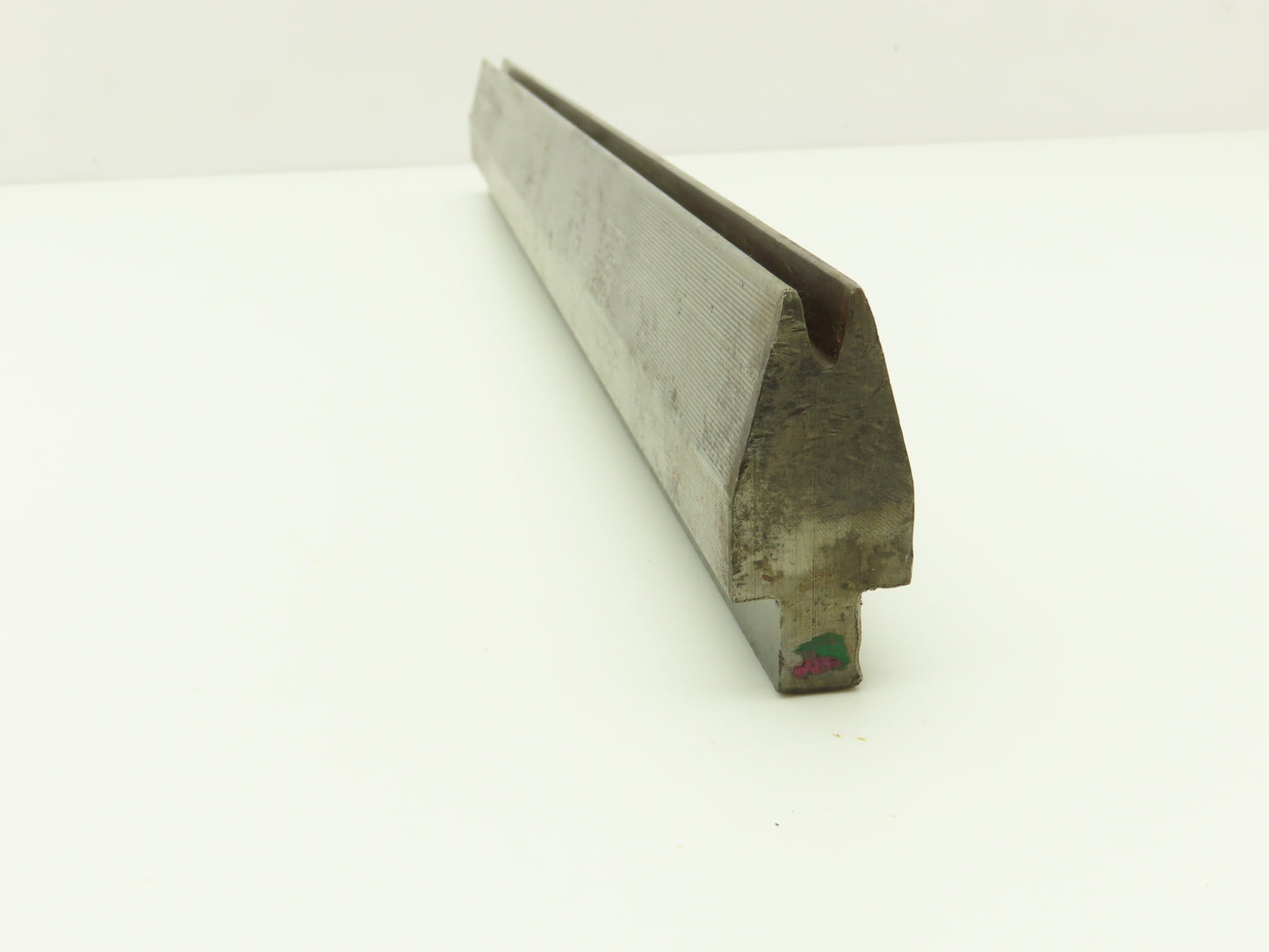 Press Brake Straight Die 20-1/4" Long 30° V With 1/2 x 5/8" Shank