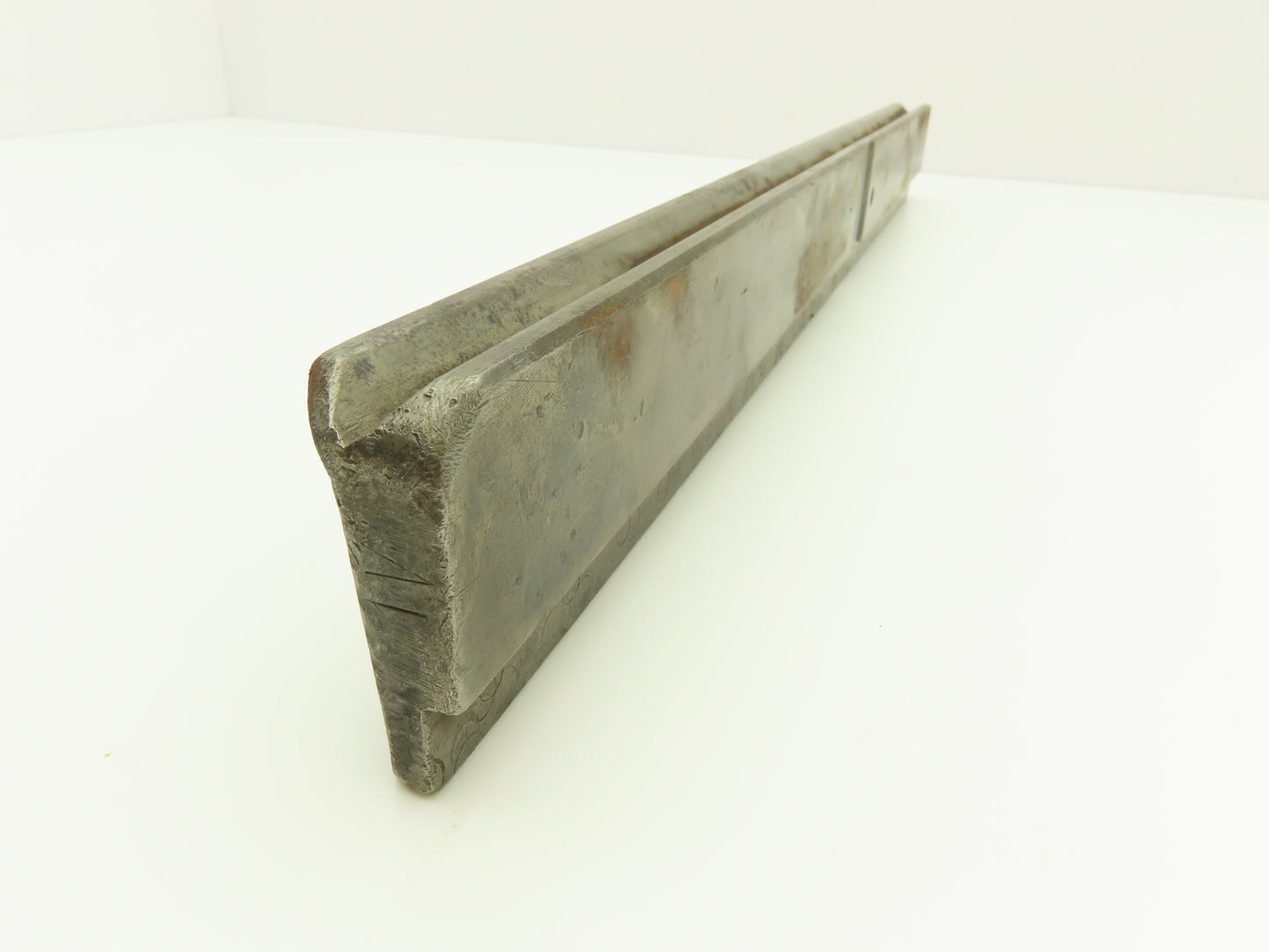 Press Brake Straight Die 21-1/2" Long 90° V With 1/2 x 5/8" Shank