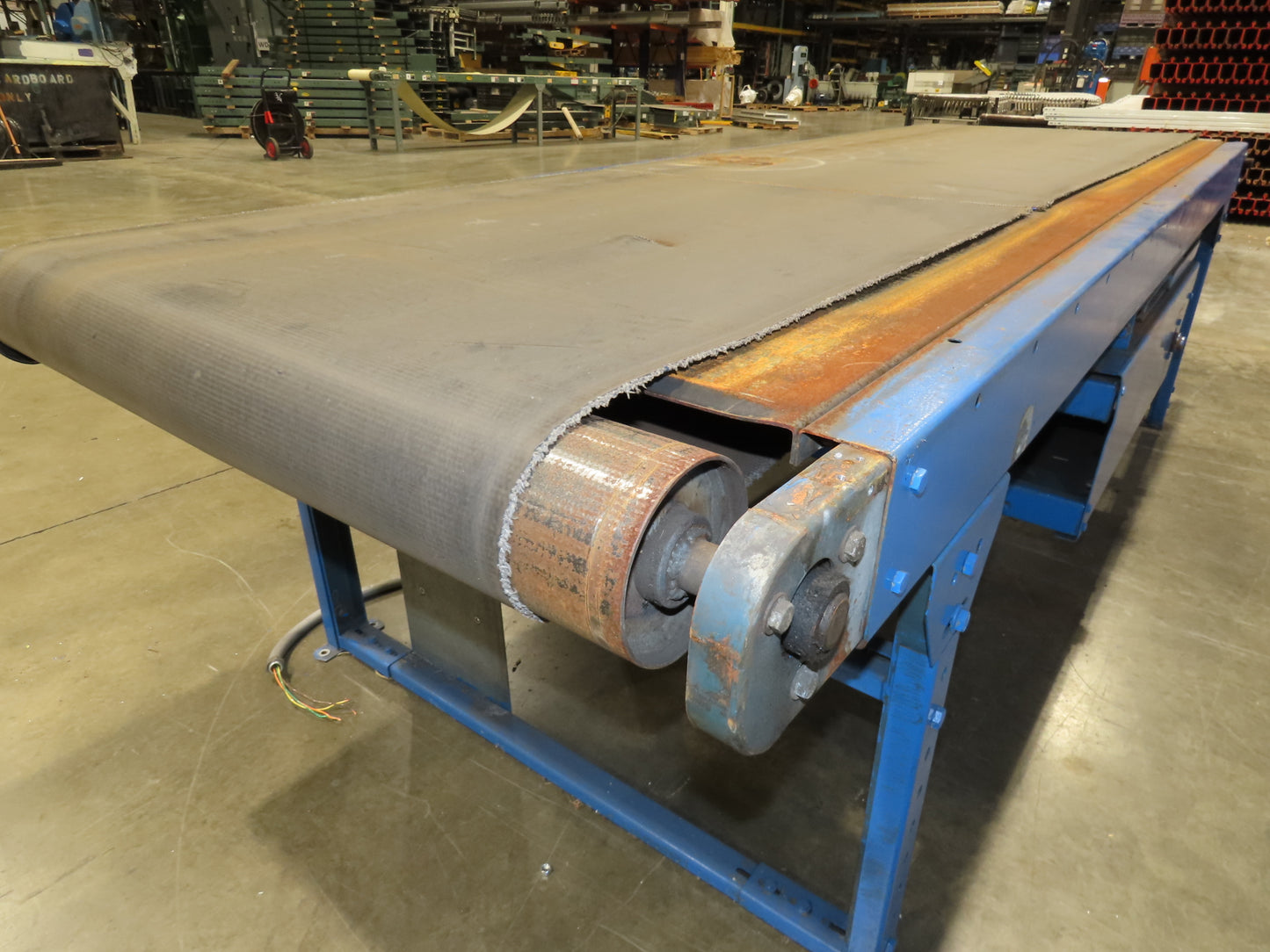 Versa 42"x 10' Slider Bed Conveyor 33.5" Belt 230/460V Center Drive 60 FPM