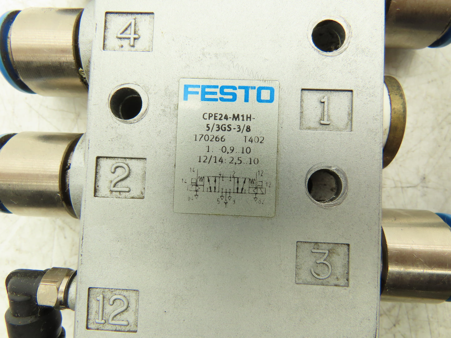 Festo CPE24-M1H-5/3GS-3/8 Pneumatic Solenoid Valve 5/2-Pos 24VDC Lot of 2