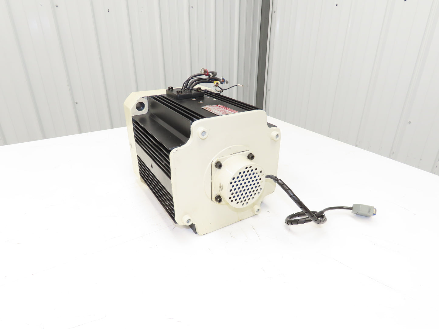 Sumitomo SD40E-MD  AC Servo Motor 17kw 200V 2000 RPM Spline Shaft