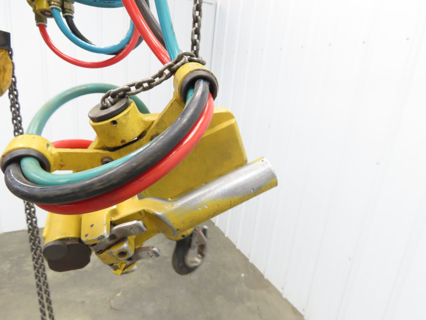 Endo Kogyo ATC-60K 132Lb 60kg Pneumatic Air Chain Hoist  *Parts or Repair*