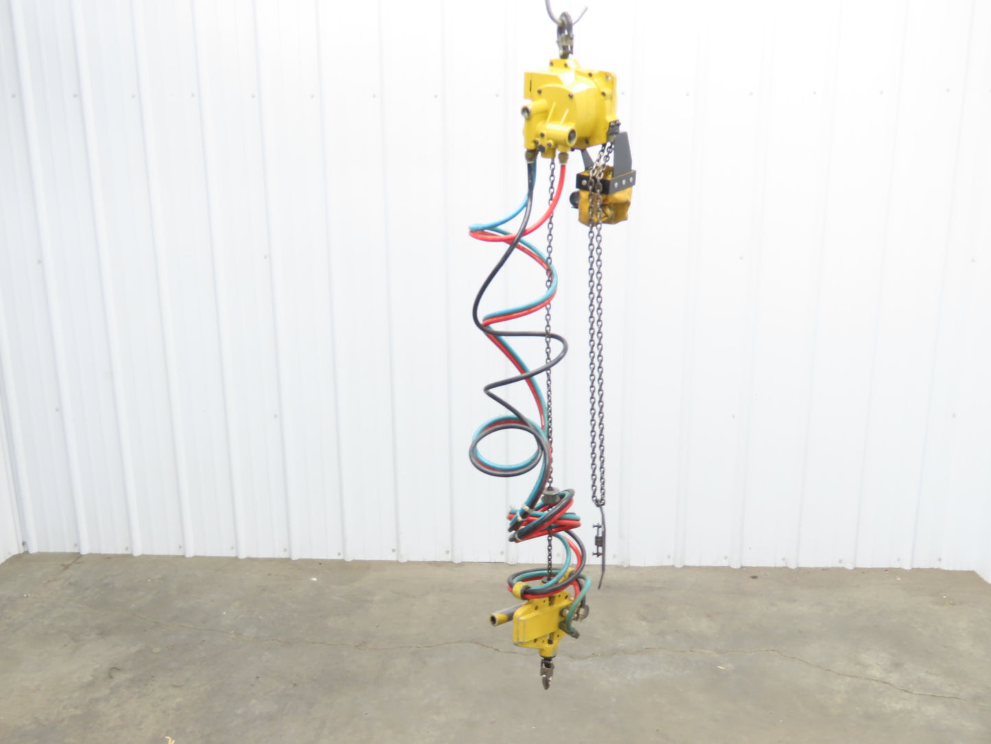 Endo Kogyo ATC-60K 132Lb 60kg Pneumatic Air Chain Hoist  *Parts or Repair*