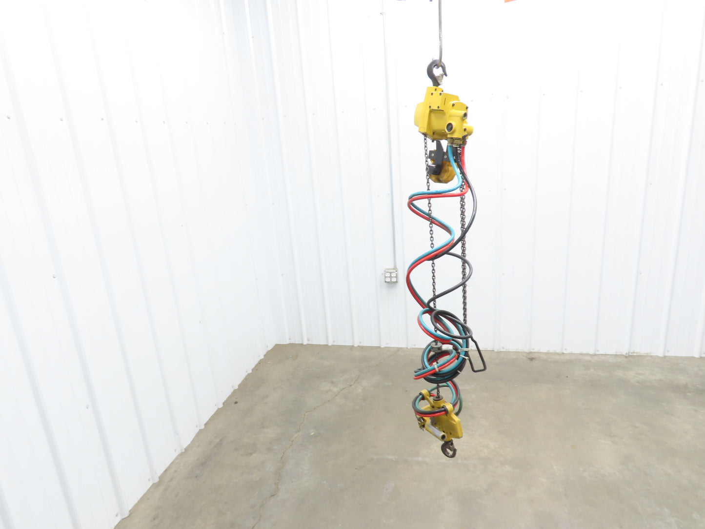 Endo Kogyo ATC-60K 132Lb 60kg Pneumatic Air Chain Hoist  *Parts or Repair*