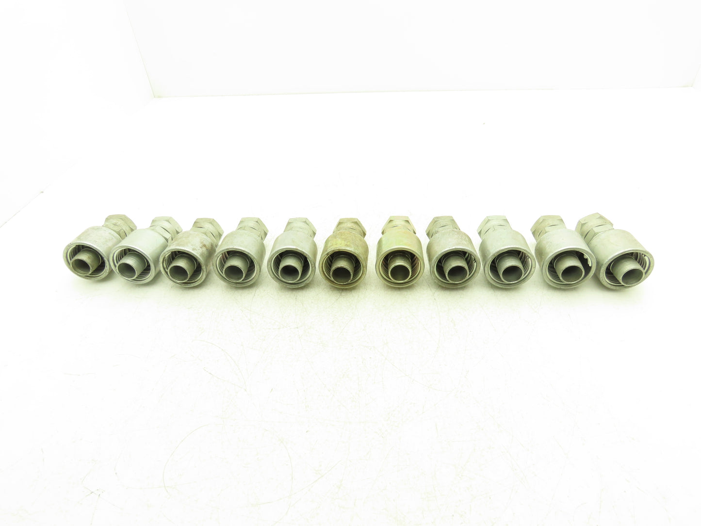 Gates G25111-1616/16G 16FPX Hydraulic Hose Fitting Hose ID 1" Swivel Lot of 11