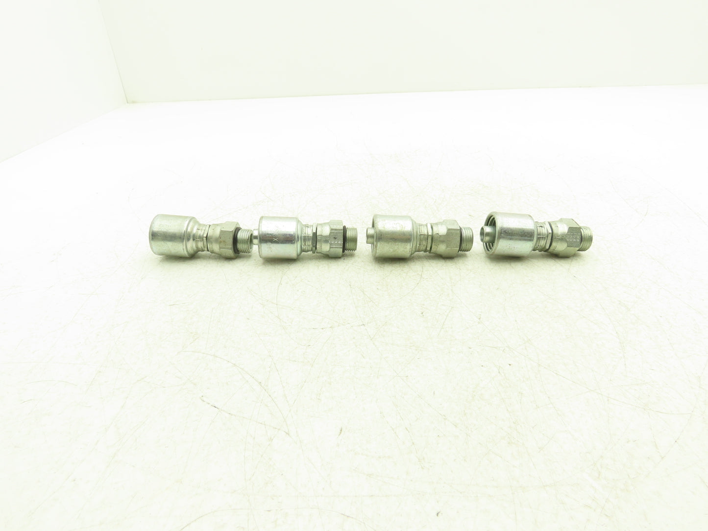 Gates G25121 0808/8G 8MBX Hydraulic Hose Mega Crip Swivel 1/2" Hose ID Lot of 4