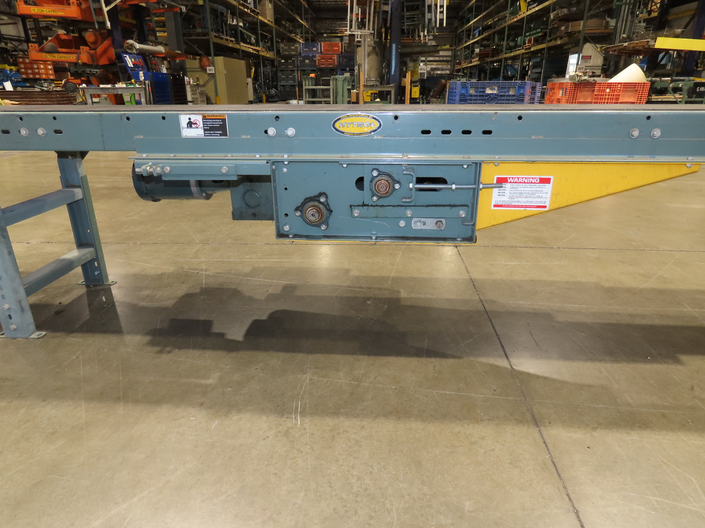 Hytrol 18"x 40' Slider Bed Conveyor 15.5" New Belt .5Hp 3PH Center Drive 100FPM