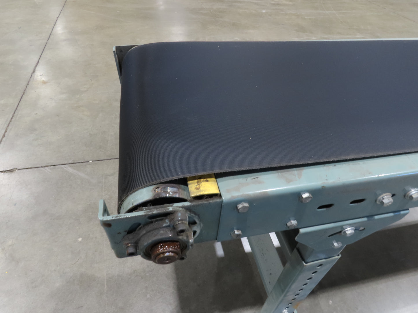 Hytrol 18"x 40' Slider Bed Conveyor 15.5" New Belt .5Hp 3PH Center Drive 100FPM