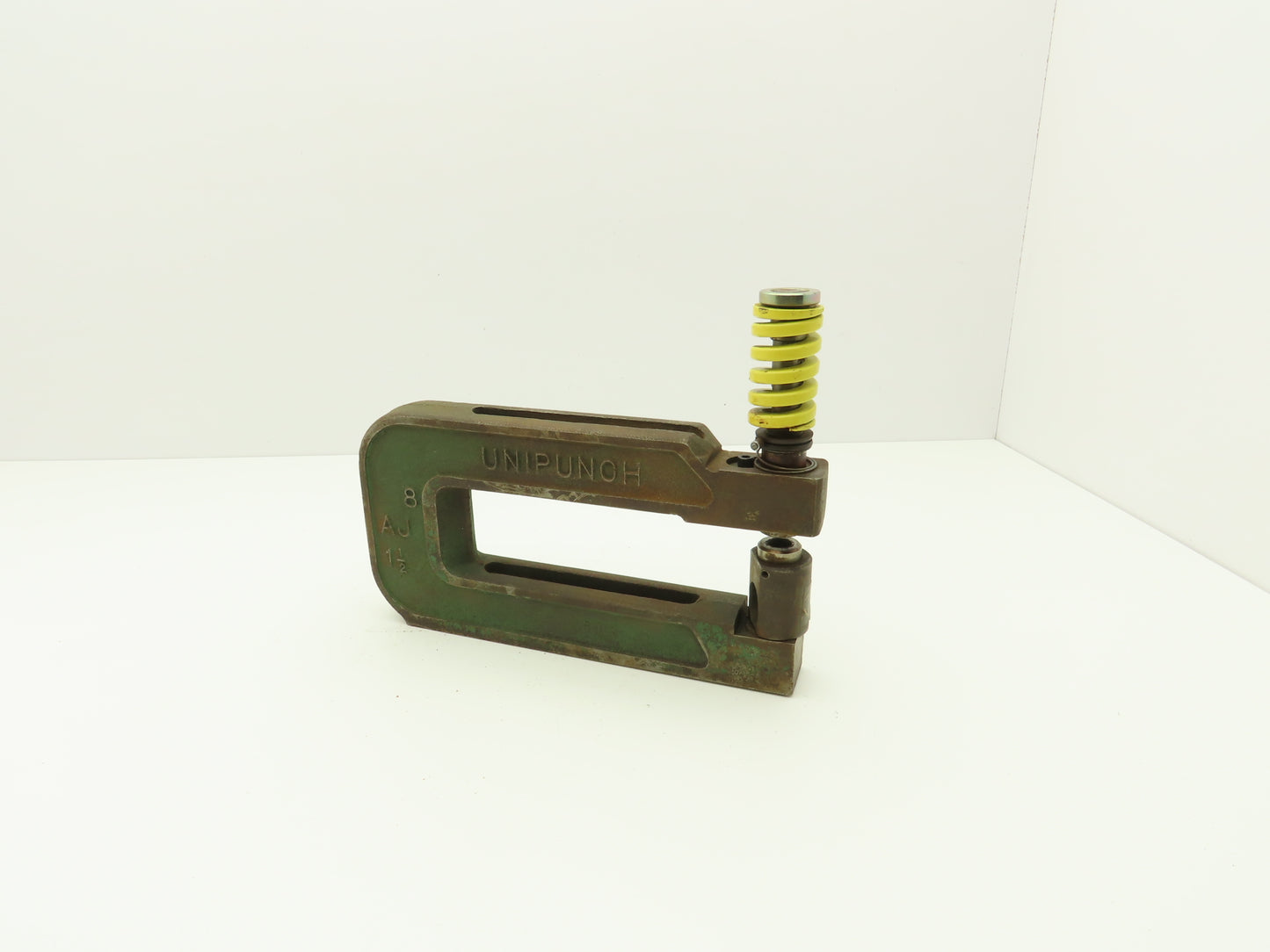 Unipunch 8AJ-1-1/2 Press Brake Punch C Frame 0.65" Circle 8" Throat 1-1/2" W