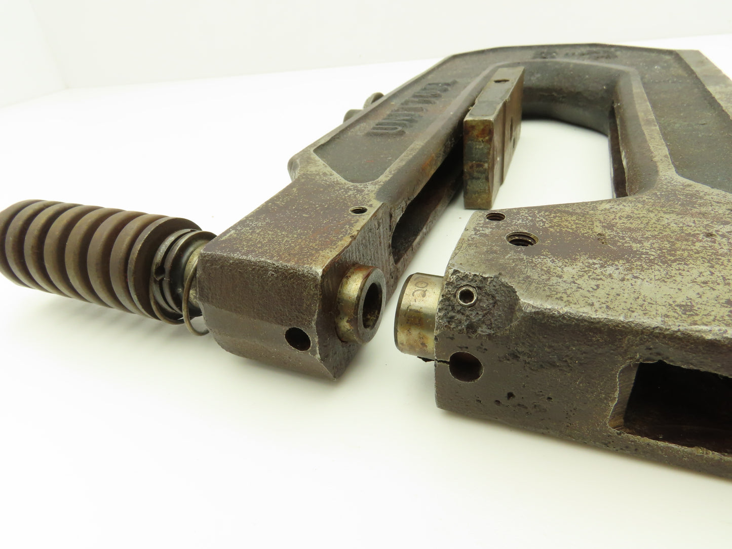 Unipunch 8H 1-1/4 Press Brake Punch C Frame 3/16" Circle 8" Throat 1-1/4" W