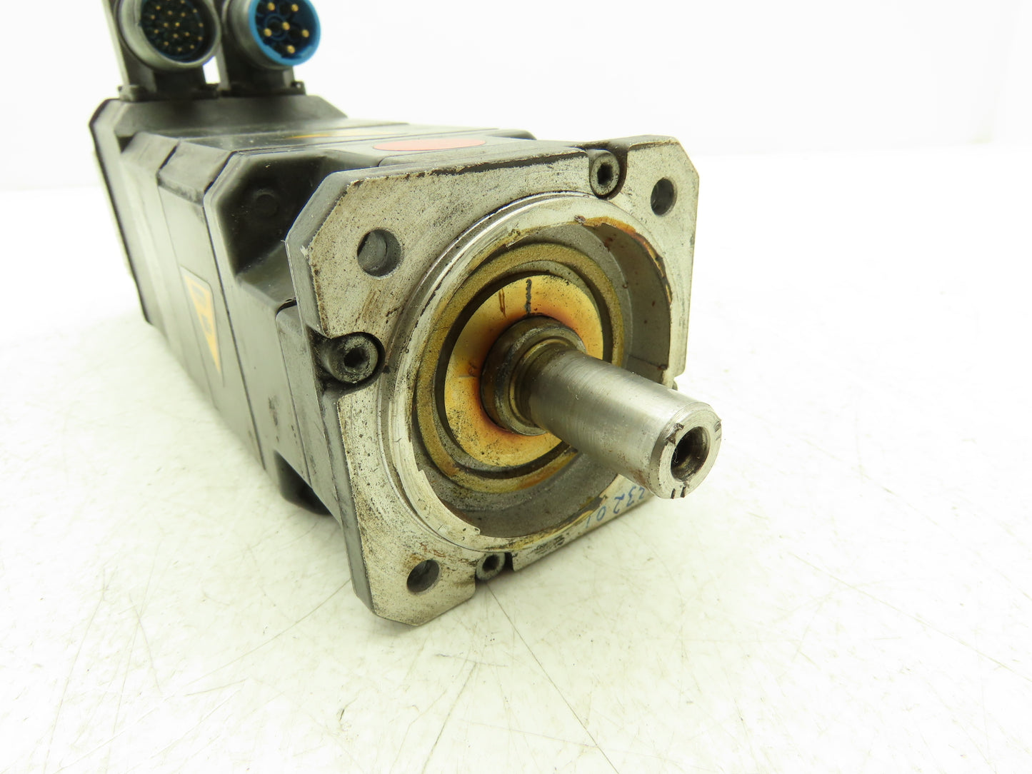 Siemens 1FT6031-4AK71-4AH0-Z Servo Motor w/Brake - Encoder I-2048