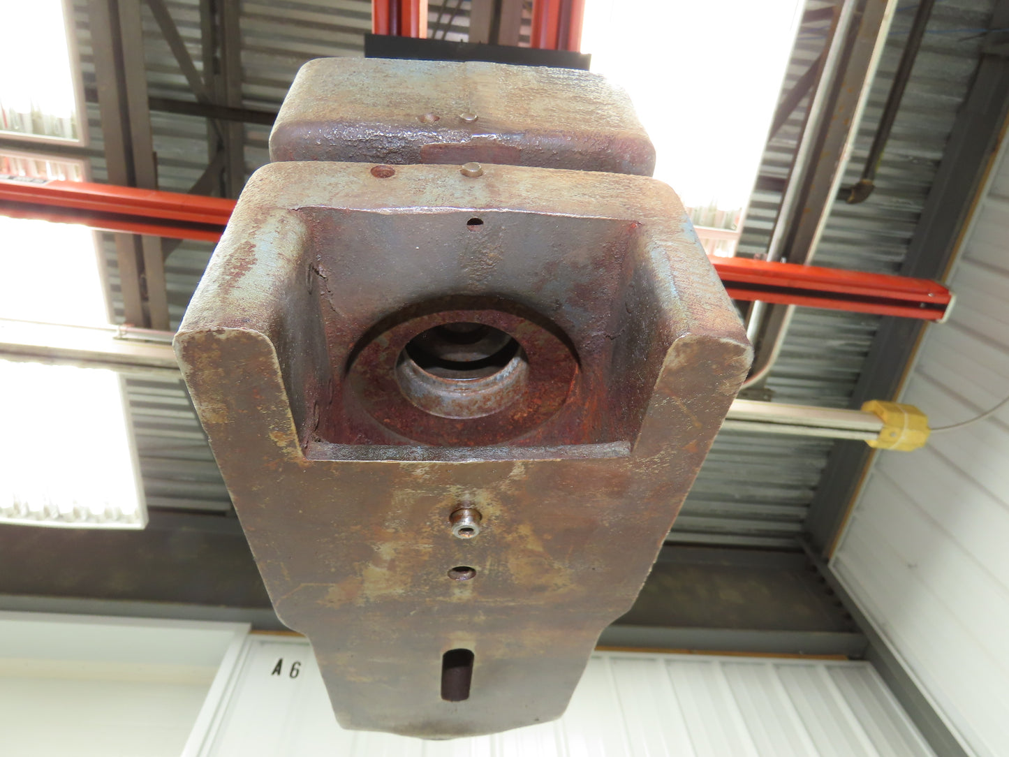 Unittool 8H-5-3/4 Press Brake Punch C Frame 1.98" Circle 8" Throat 5-3/4" Width