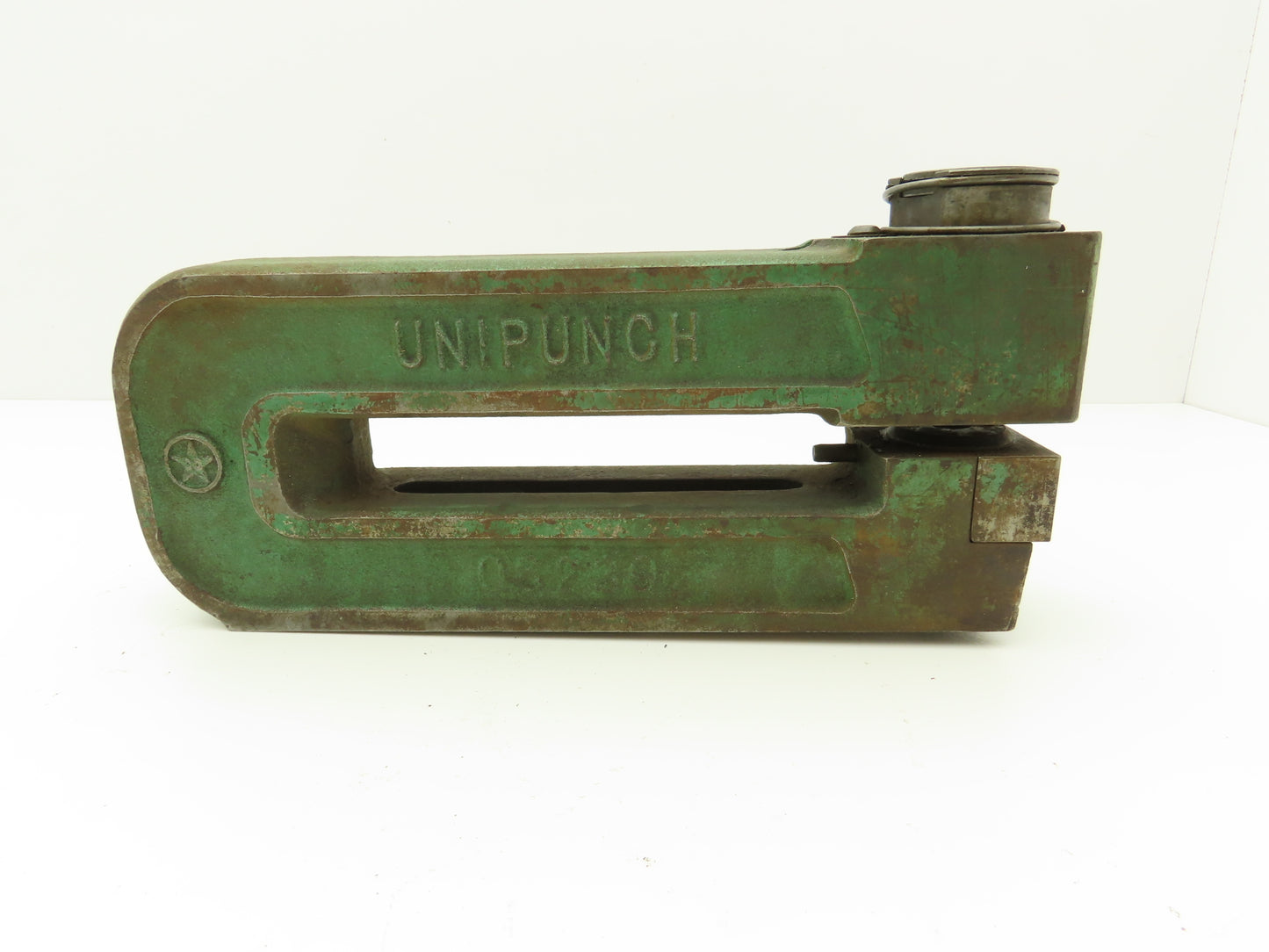 Unipunch 8BX2-1/4 Press Brake Punch C Frame 35/64" Circle 8" Throat 2-1/4" W