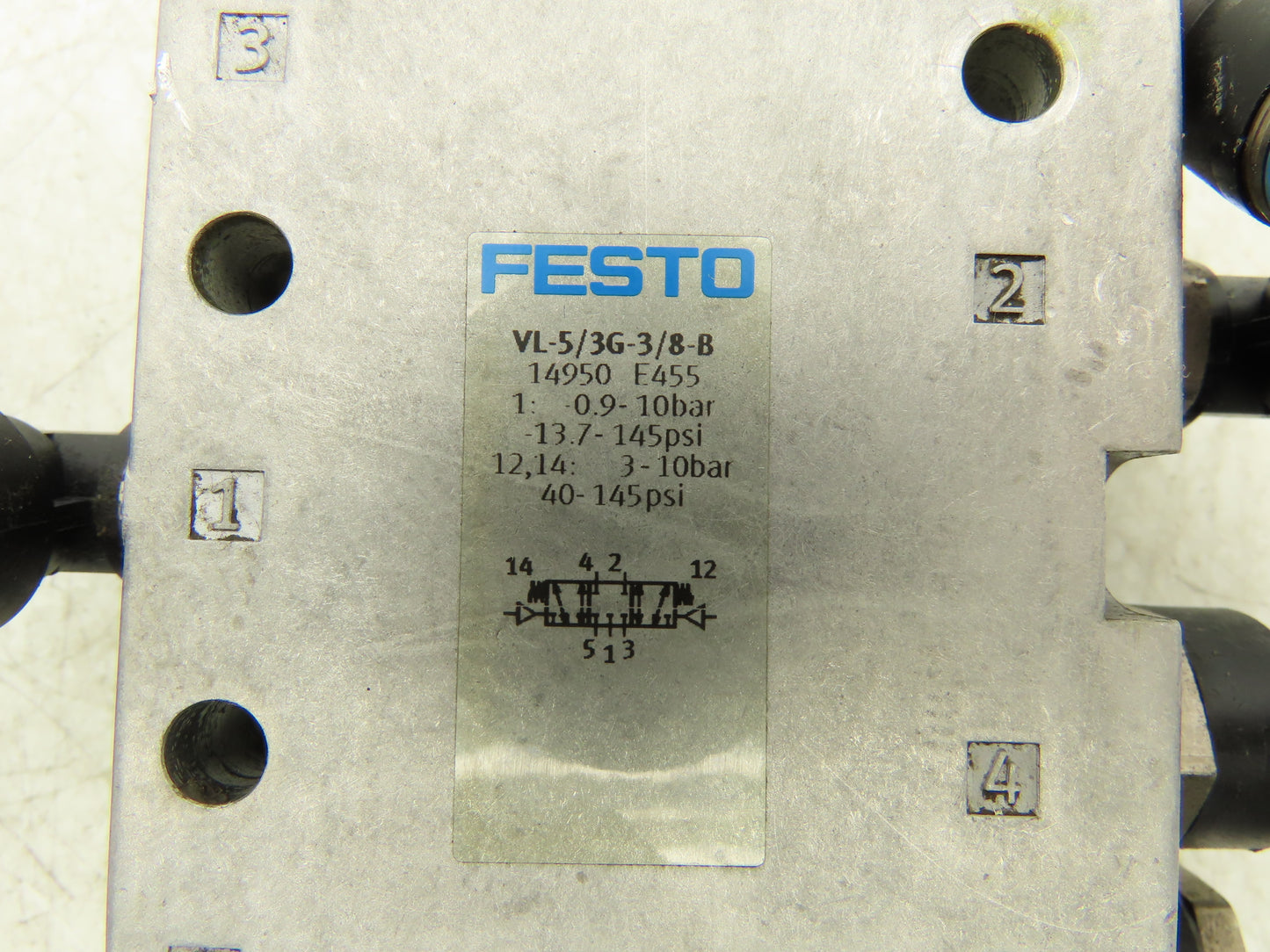 Festo VL-5/3G-3/8-B Pneumatic Control Valve 40-145PSI 3/8"NPT Ports Lot of 2