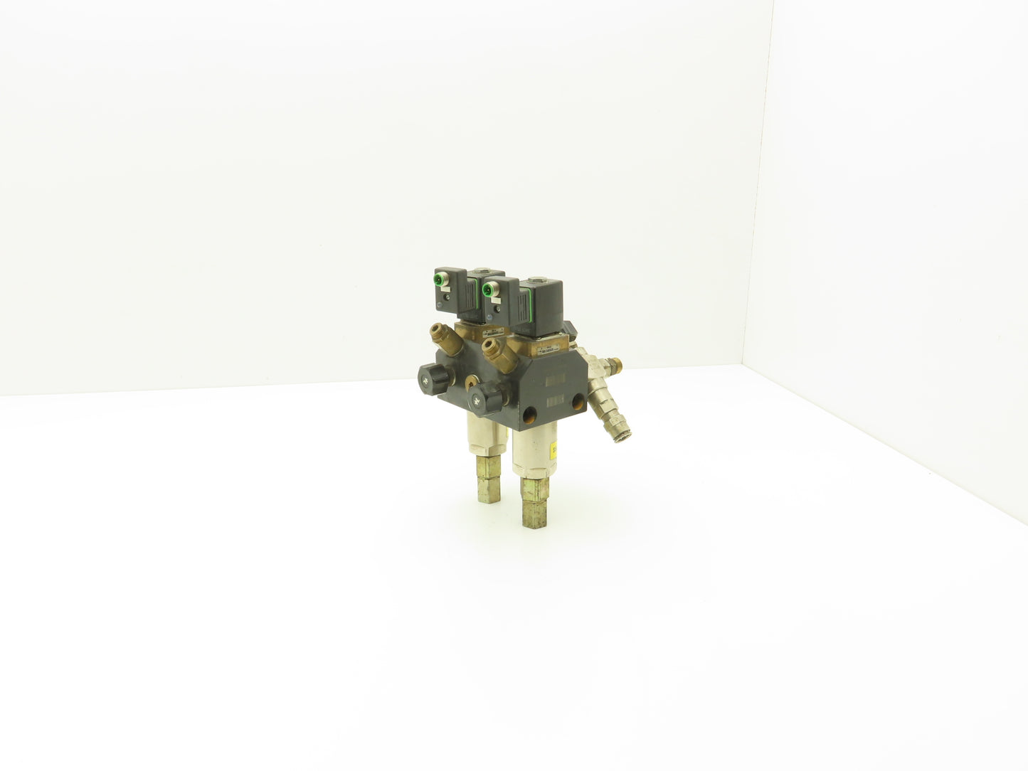 HLUDI Trumpf 10727 Nitrogen Oxygen Regulator Valve 24VDC Solenoids 00156911