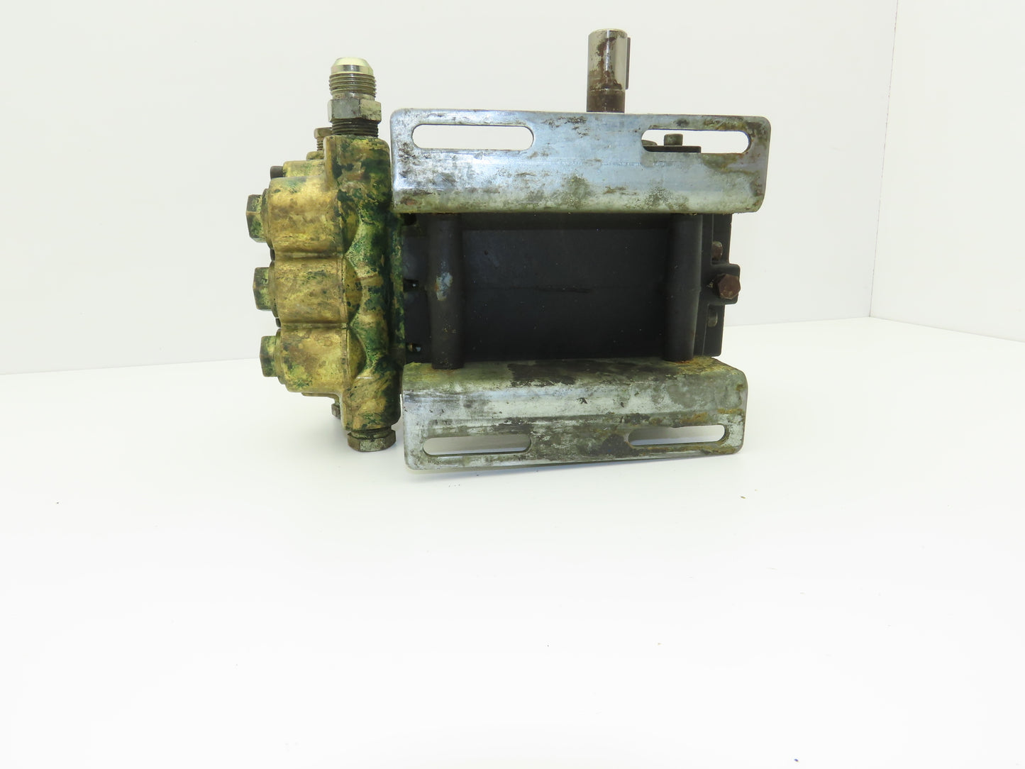 Brass Pressure Washer Triplex Plunger Water Pump 3/4"x 1" Ports  *No Tag*