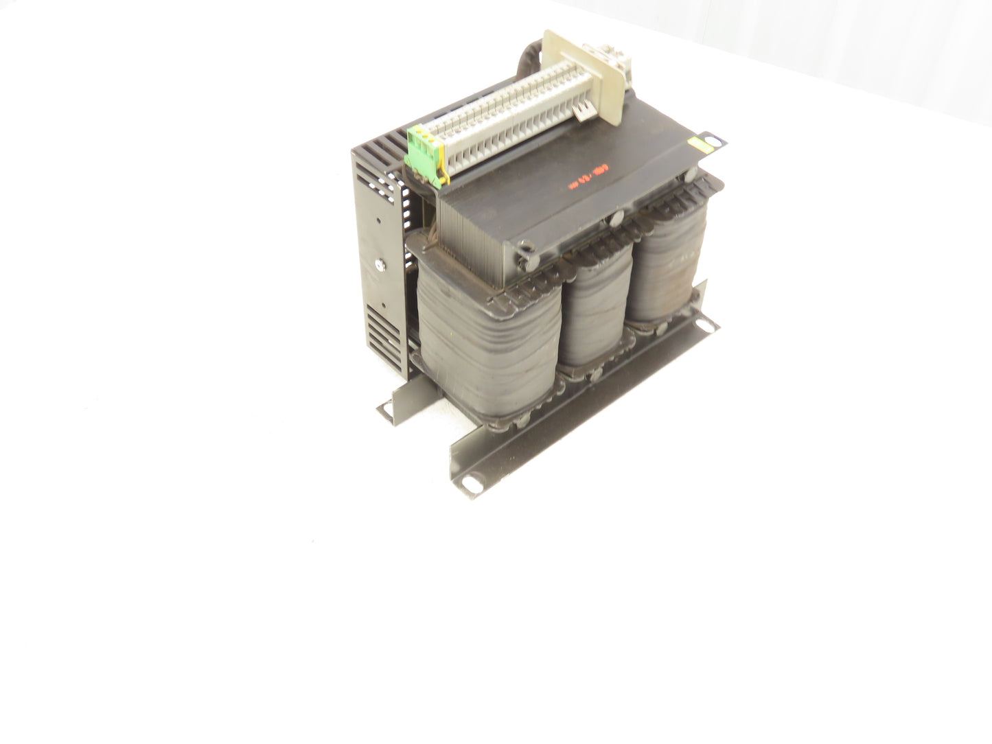 SBA UDGC Industrial Transformer 690VA PRI 220/520V Sec1 24VDC 18A Sec2 230VAC 3A