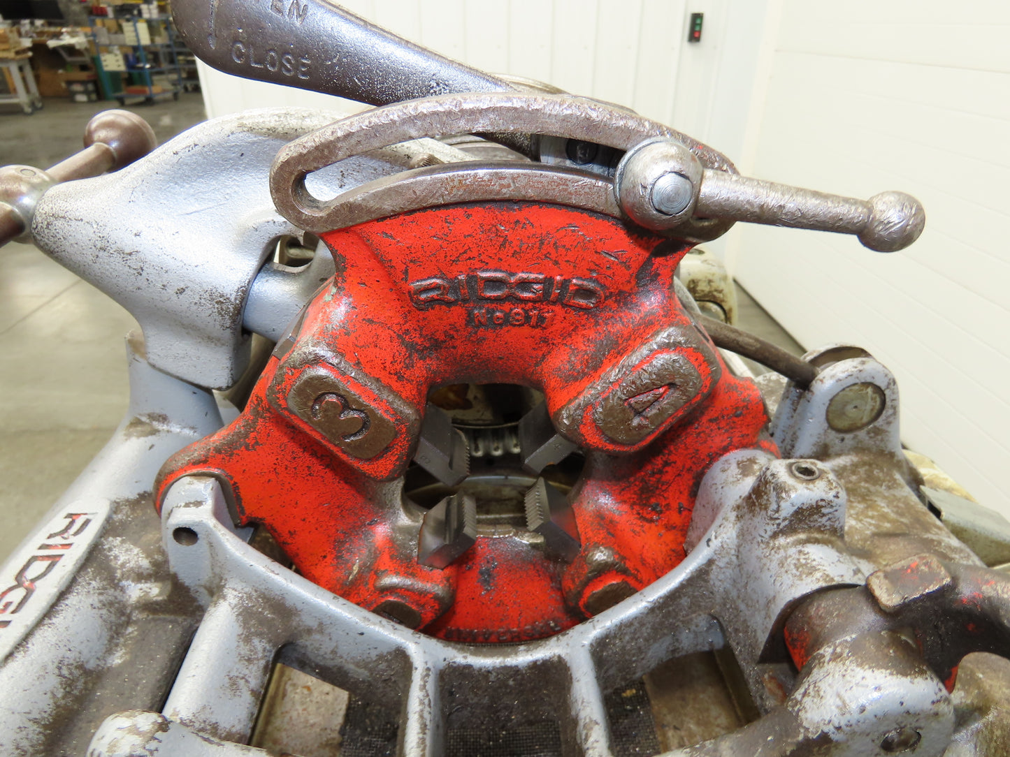 Ridgid 535 Pipe Bolt Threader Machine 120VAC Die Head Cutter Reamer 33" Stand