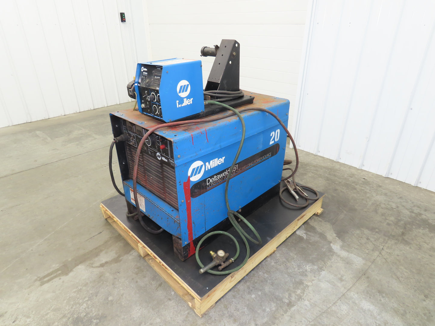 Miller Deltaweld 451 Mig Welder 450A DC Arc S-62 Wire Feeder 230/460VAC 3PH