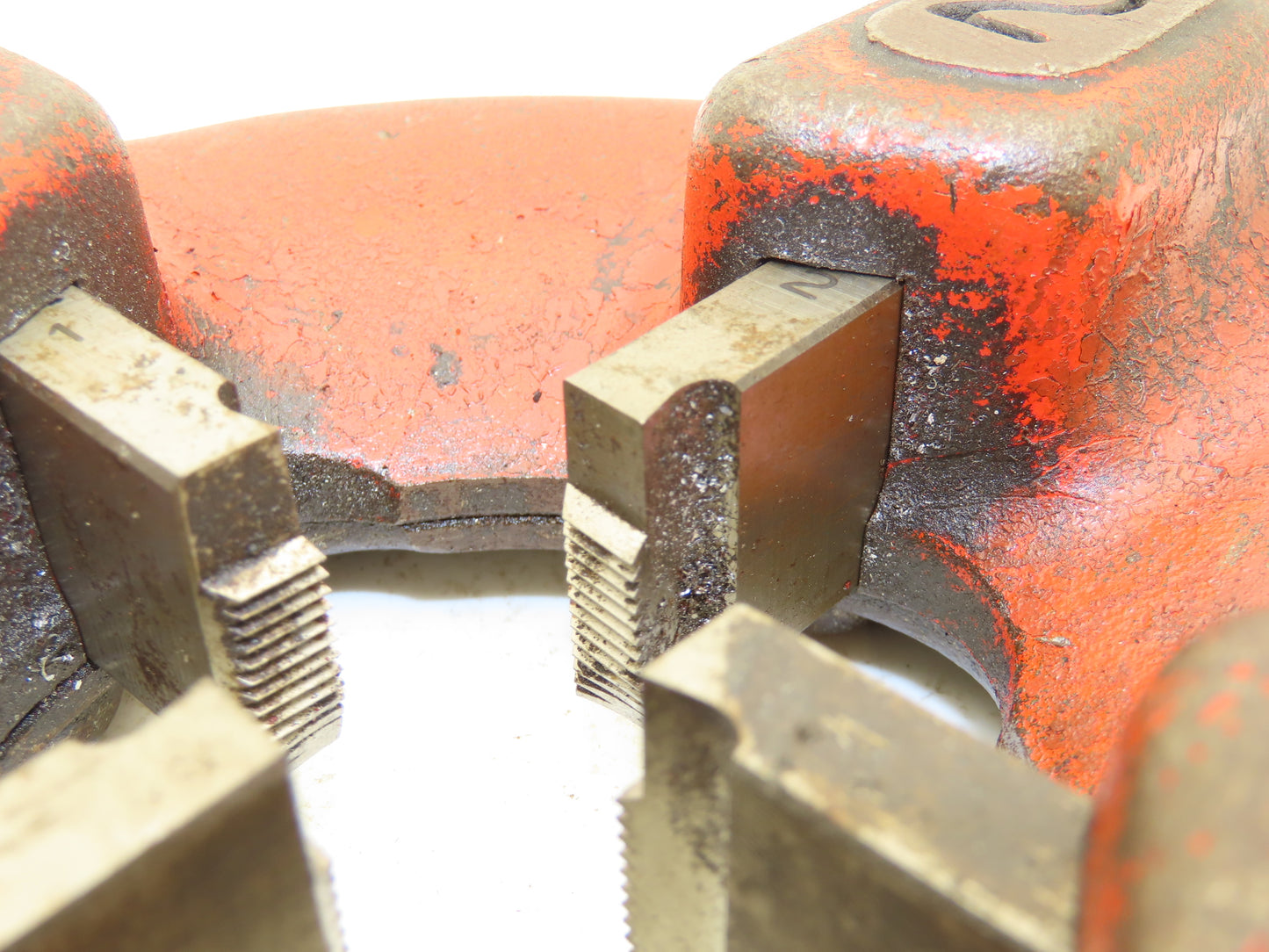 Ridgid 811  Die Head Universal Quick Opening 1/4 - 3/8" HS SS NPT Dies