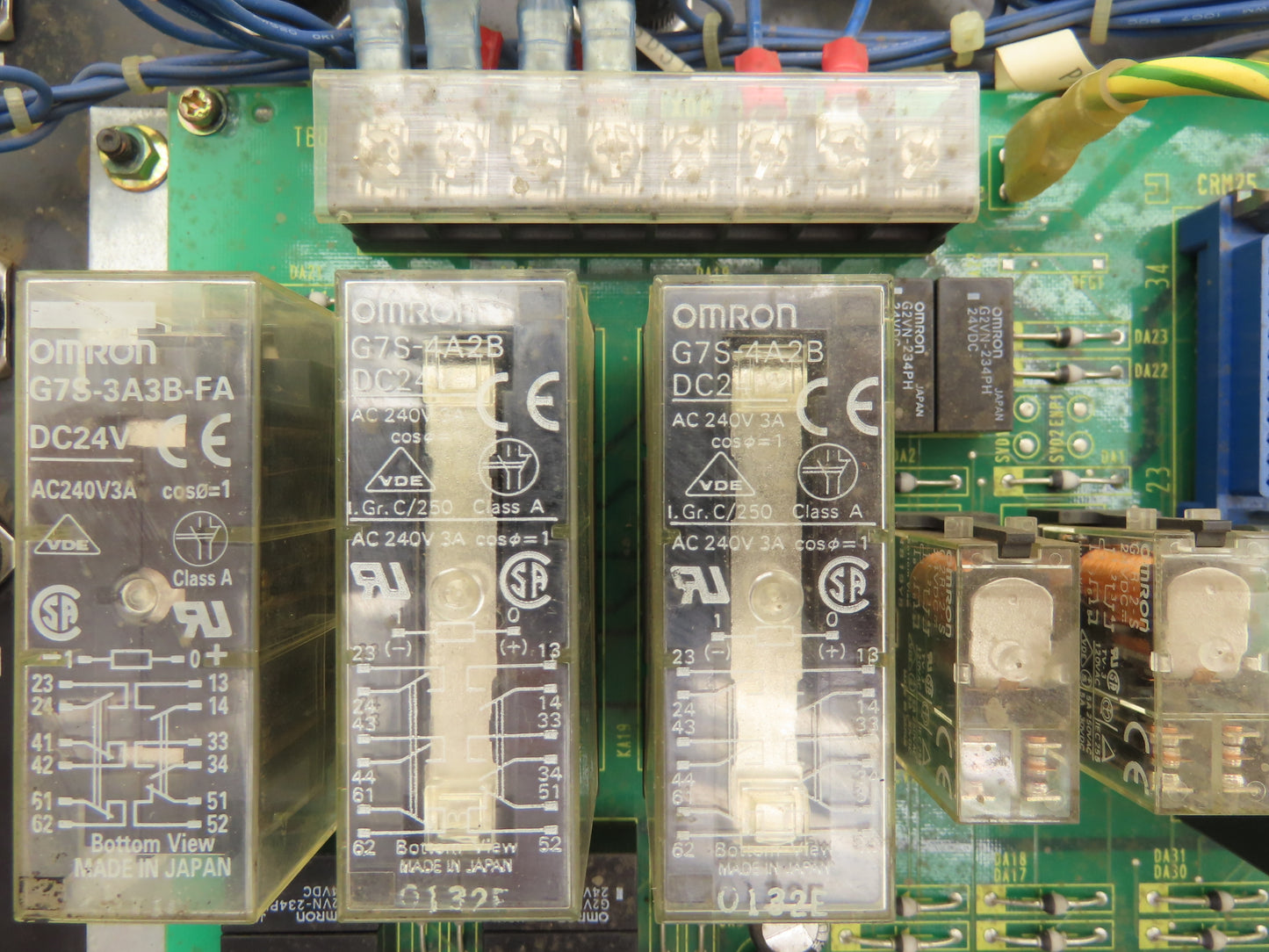 Fanuc A05B-2351-C037 System R-J2 Robot Operator Panel w/Emergency Stop No Key